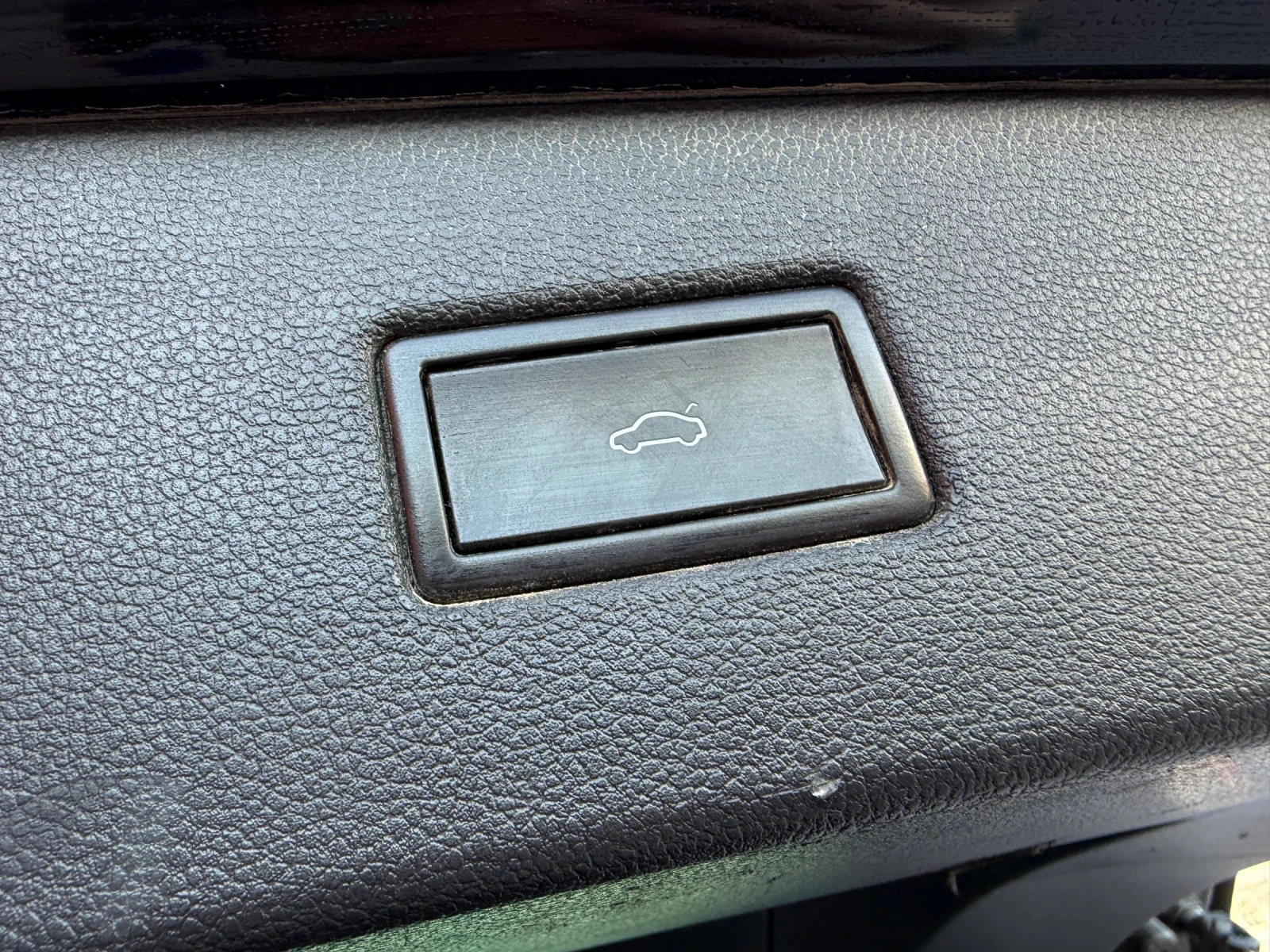 VW Tiguan 2.0TDI* DSG* Digital* LED, снимка 8 - Автомобили и джипове - 52886376