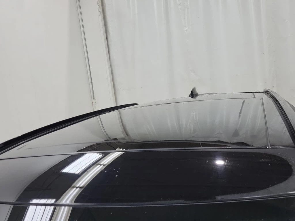 Land Rover Range Rover Velar * R DYNAMIC S * CARFAX * ЦЕНА ДО БГ - изображение 8