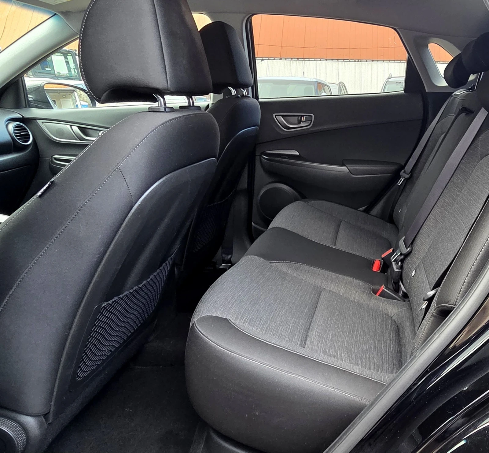 Hyundai Kona 64KWh/Blue Link/SOH96% - изображение 8