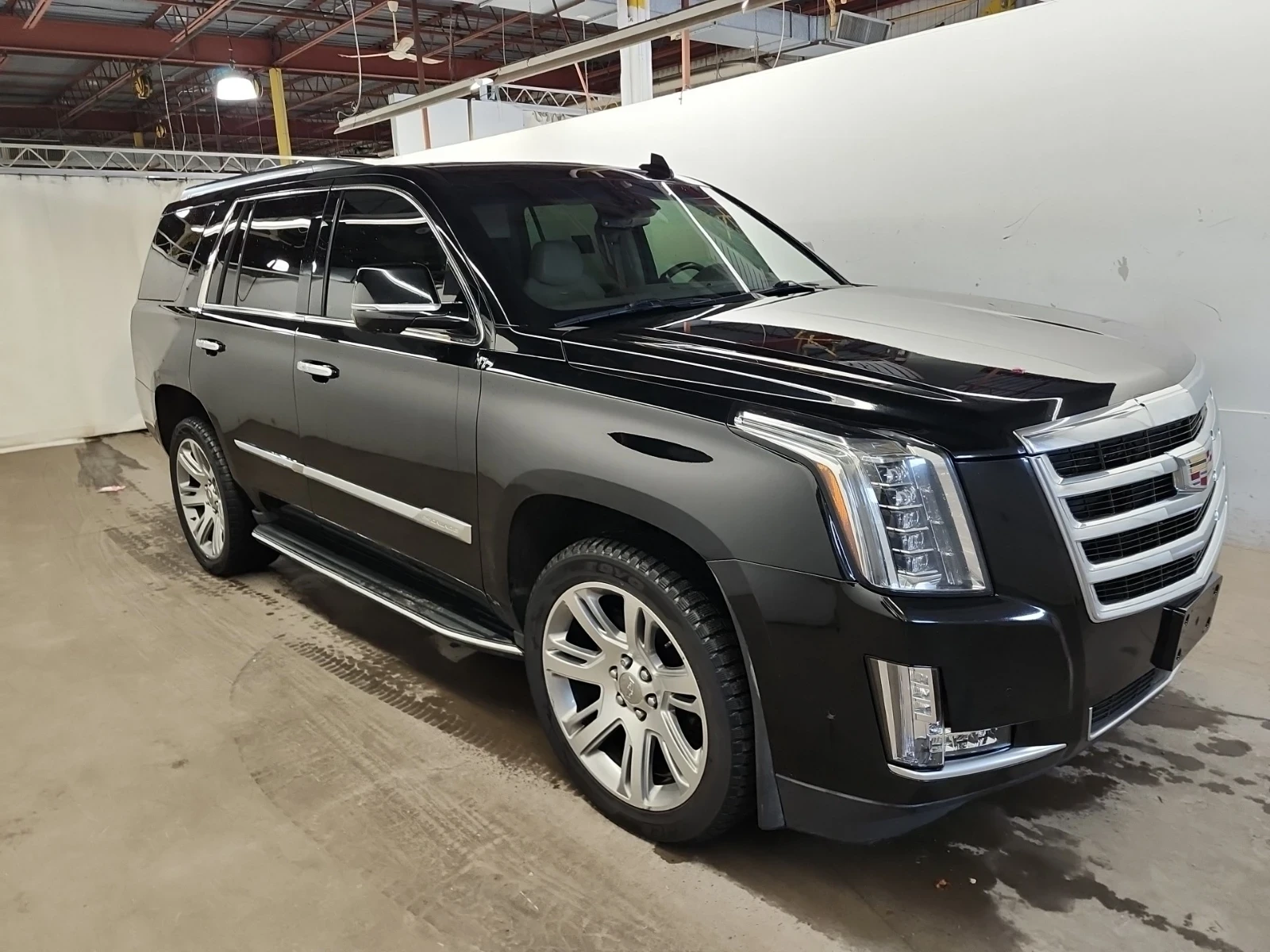 Cadillac Escalade  Premium Luxury | Сервизна история |  - изображение 2