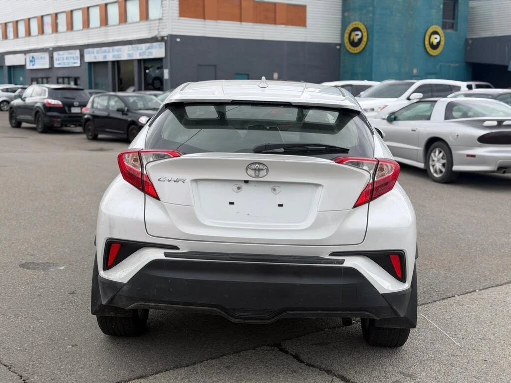 Toyota C-HR XLE* ����������* (���� �� ��) | Mobile.bg � ����������� 6