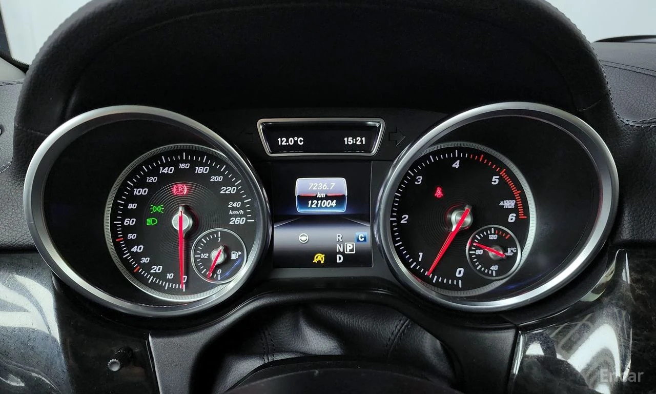 Mercedes-Benz GLS 350 * 4MATIC* AMG* ПОДГРЕВ* ПАНОРАМА* TV* HARMAN KARDO, снимка 8 - Автомобили и джипове - 54460353