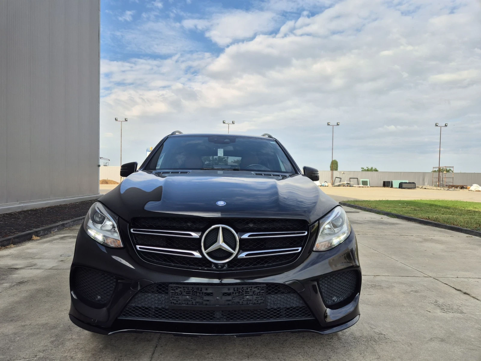 Mercedes-Benz GLE 350 3000 V6 Бензин, снимка 3 - Автомобили и джипове - 55006432