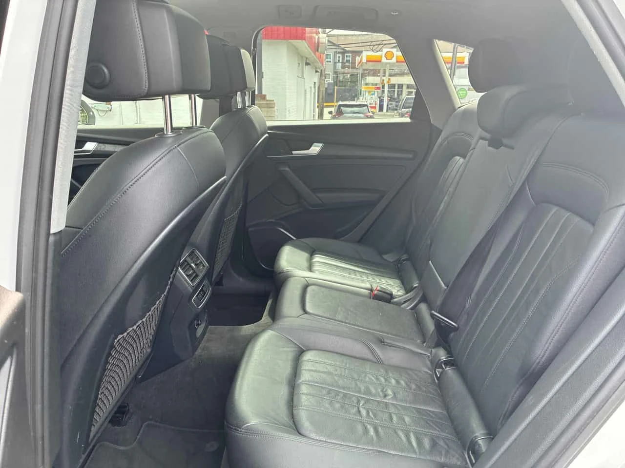 Audi Q5 Progressiv | CARFAX | БЕЗ ИНЦИДЕНТИ, снимка 11 - Автомобили и джипове - 55437595