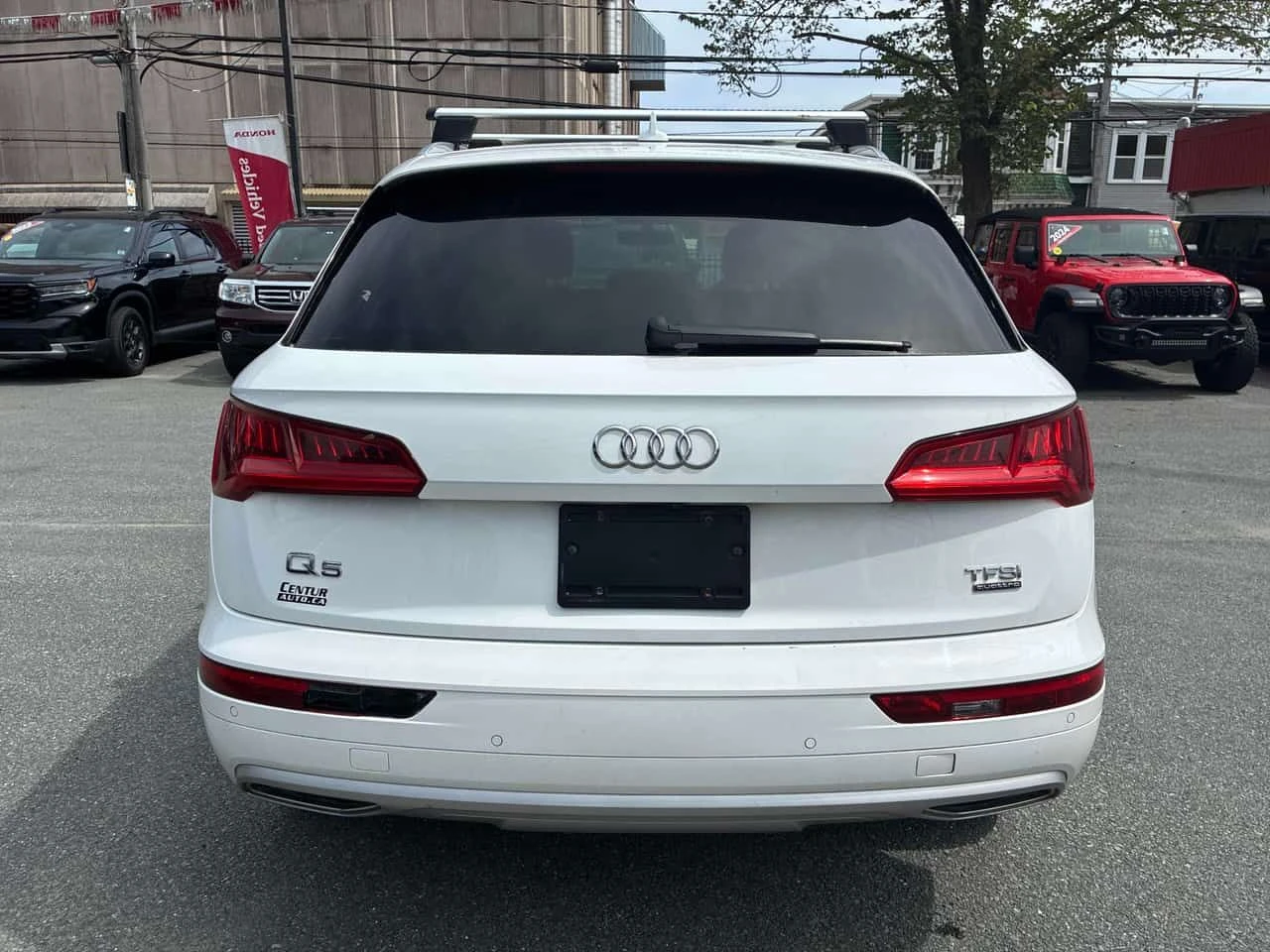 Audi Q5 Progressiv | CARFAX | БЕЗ ИНЦИДЕНТИ, снимка 5 - Автомобили и джипове - 55437595