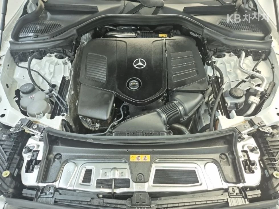 Mercedes-Benz GLC 300 4MATIC AMG LINE HEAD UP 360CAM PANORAMA ОБДУХ, снимка 5 - Автомобили и джипове - 55528638