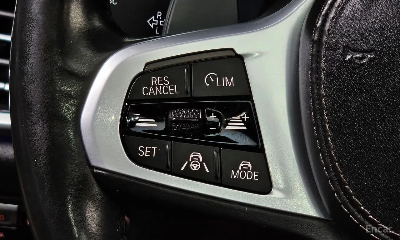 BMW X5 XDRIVE 30D * BOWERS&WILKINS* ДИСТРОНИК* МАСАЖИ* , снимка 15 - Автомобили и джипове - 55990426