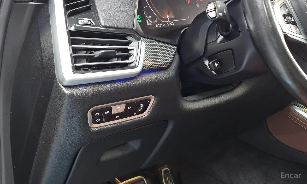 BMW X5 XDRIVE 30D * BOWERS&WILKINS* ДИСТРОНИК* МАСАЖИ* , снимка 12 - Автомобили и джипове - 55990426