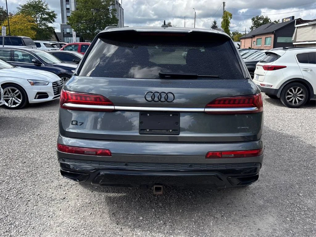 Audi Q7 Progressiv 55 TFSI* CARFAX* ОПЦИЯ ЗА ФИНАНСИРАНЕ* , снимка 5 - Автомобили и джипове - 56214910