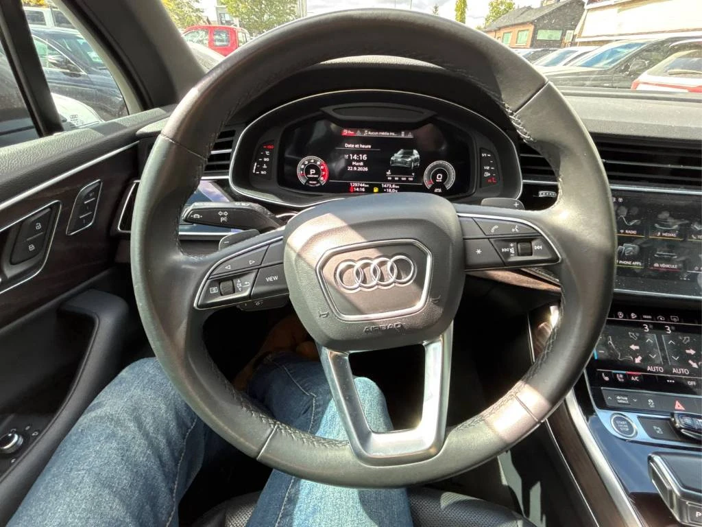 Audi Q7 Progressiv 55 TFSI* CARFAX* ОПЦИЯ ЗА ФИНАНСИРАНЕ* , снимка 9 - Автомобили и джипове - 56214910