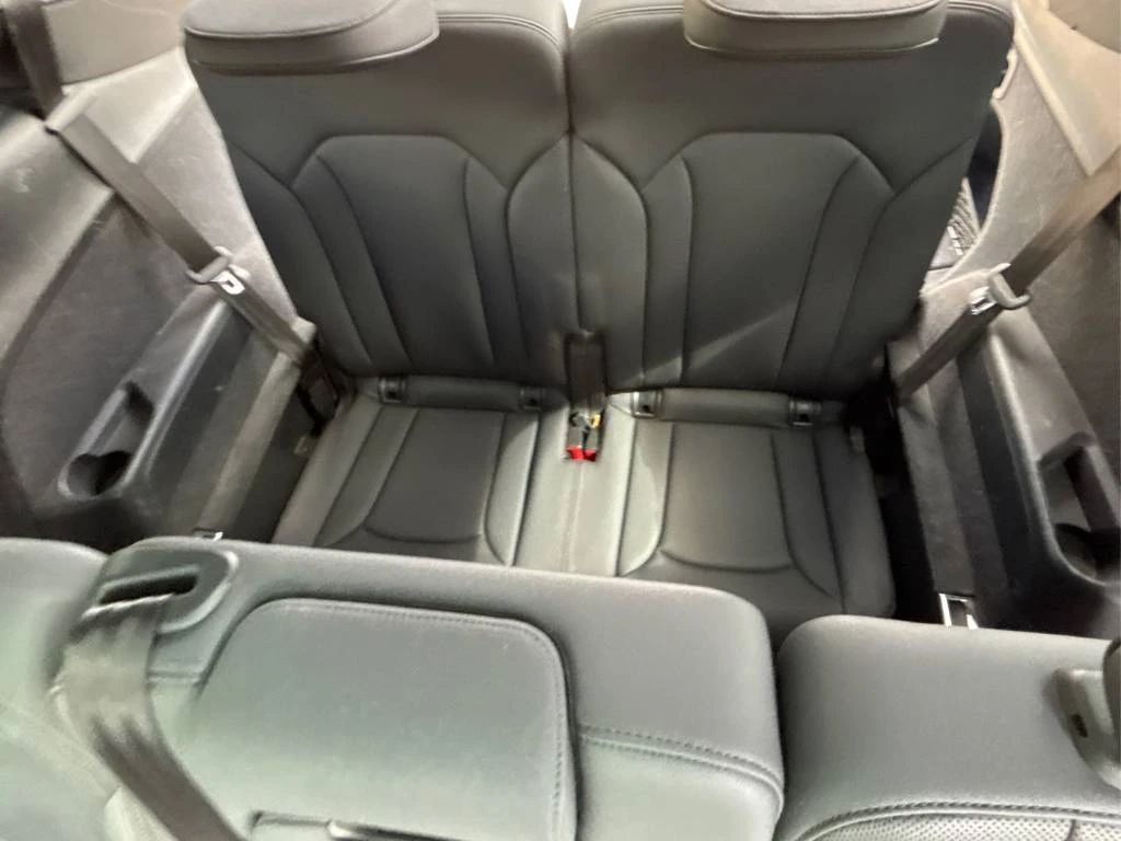 Audi Q7 Progressiv 55 TFSI* CARFAX* ОПЦИЯ ЗА ФИНАНСИРАНЕ* , снимка 11 - Автомобили и джипове - 56214910