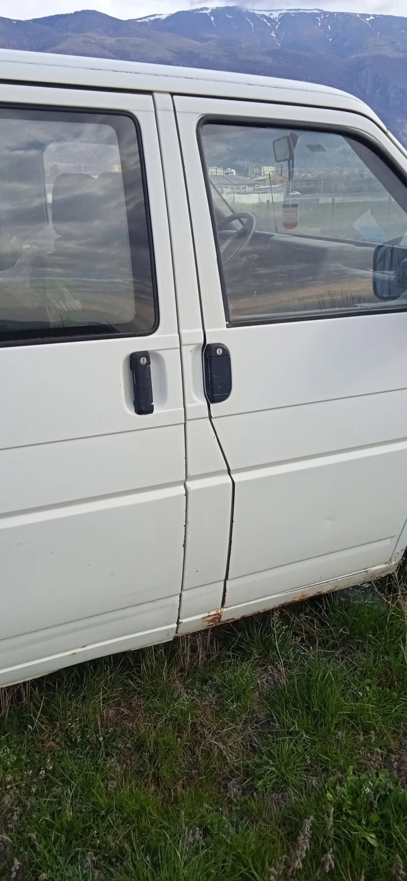 VW T4, снимка 2 - Бусове и автобуси - 49472153