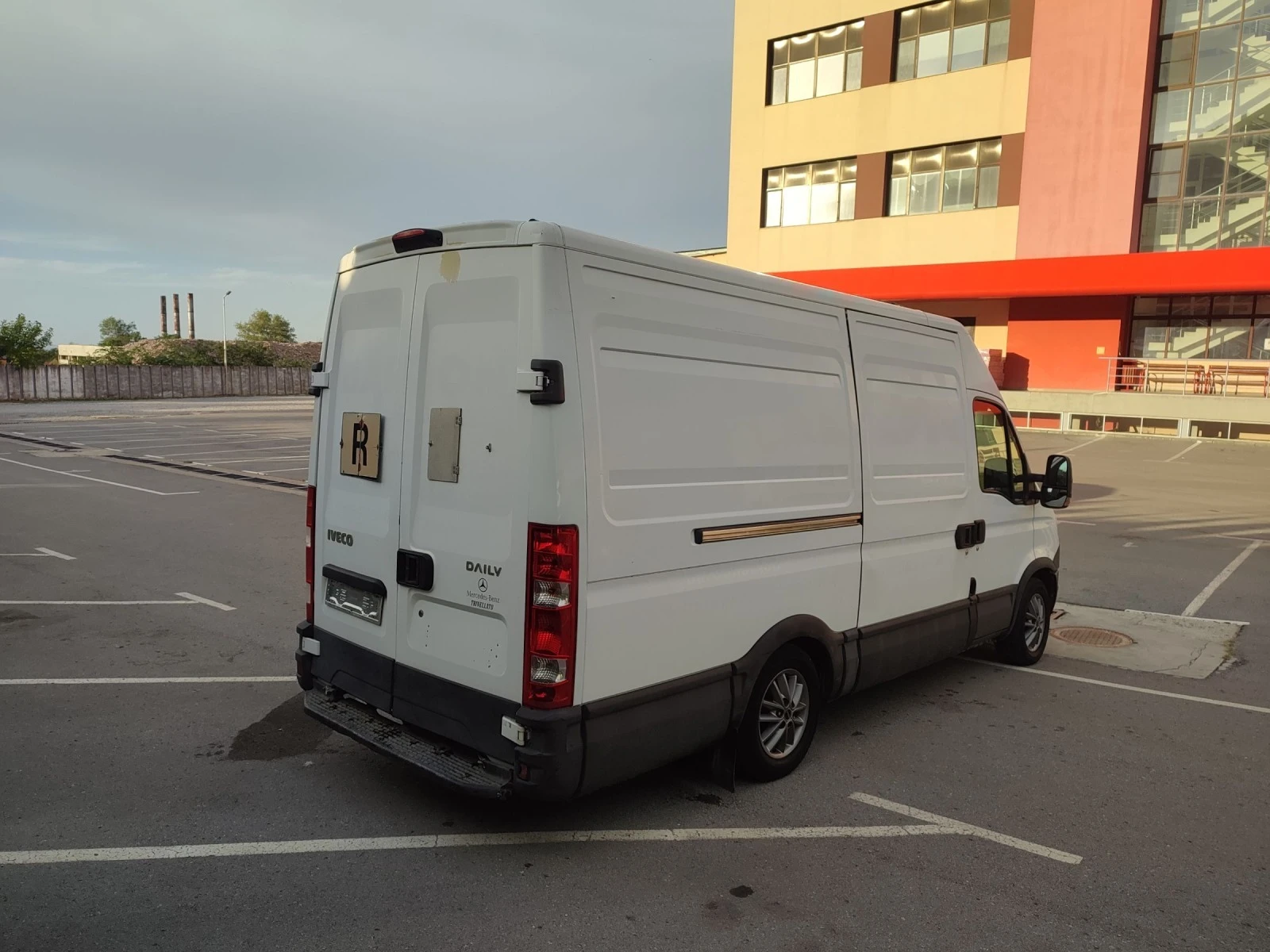 Iveco 35 35s14 benzin  | Mobile.bg   14