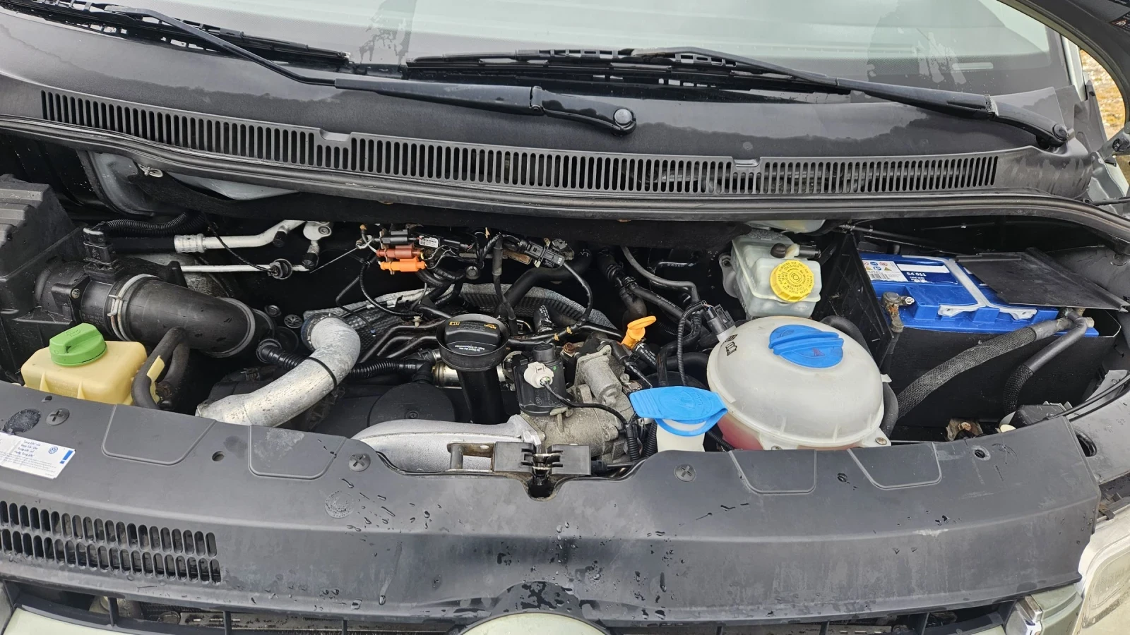 VW Transporter 131кс, снимка 11 - Бусове и автобуси - 54067413