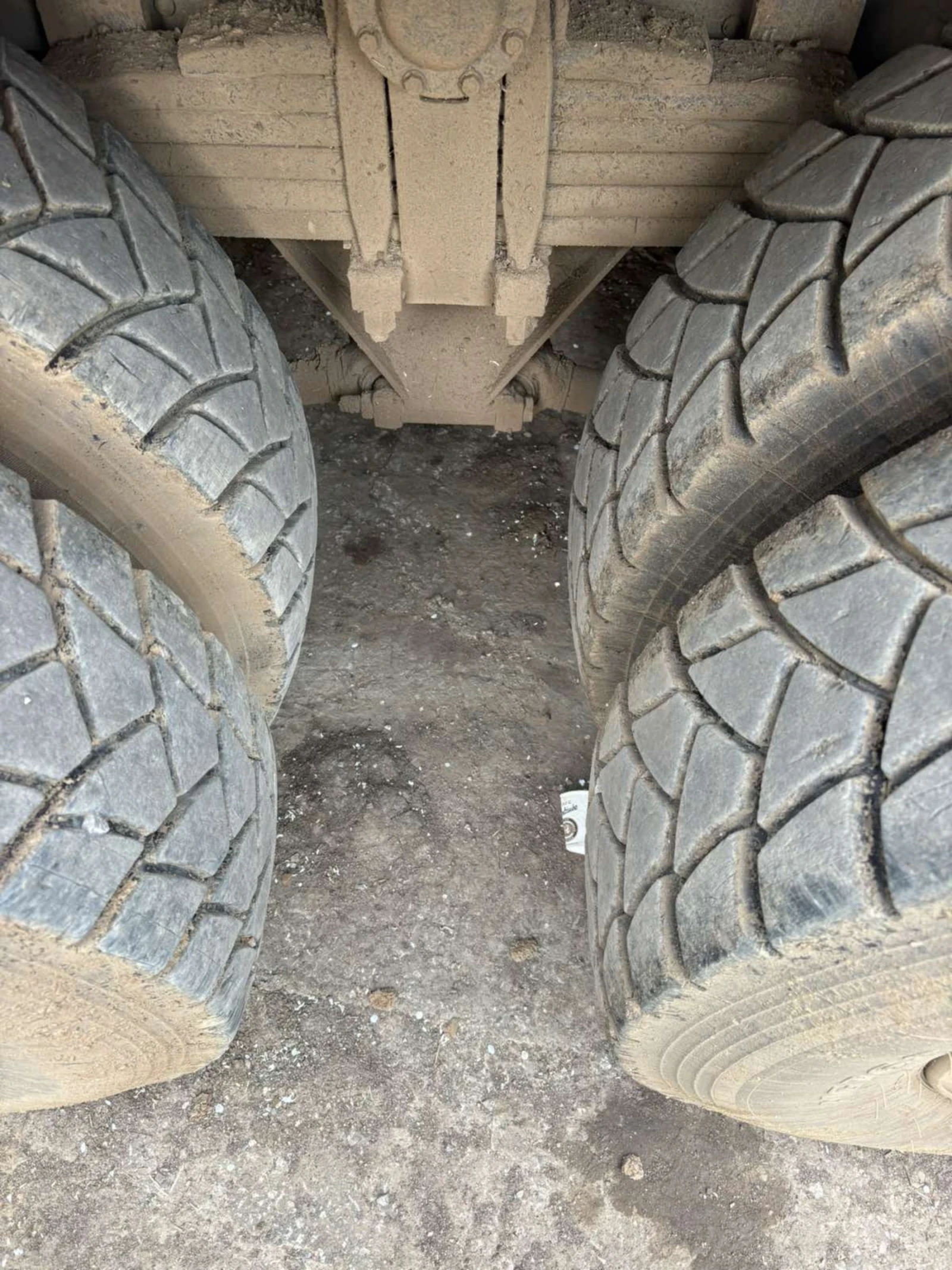 Daf Cf 85.430 Топ с нови гуми, снимка 7 - Камиони - 54188586