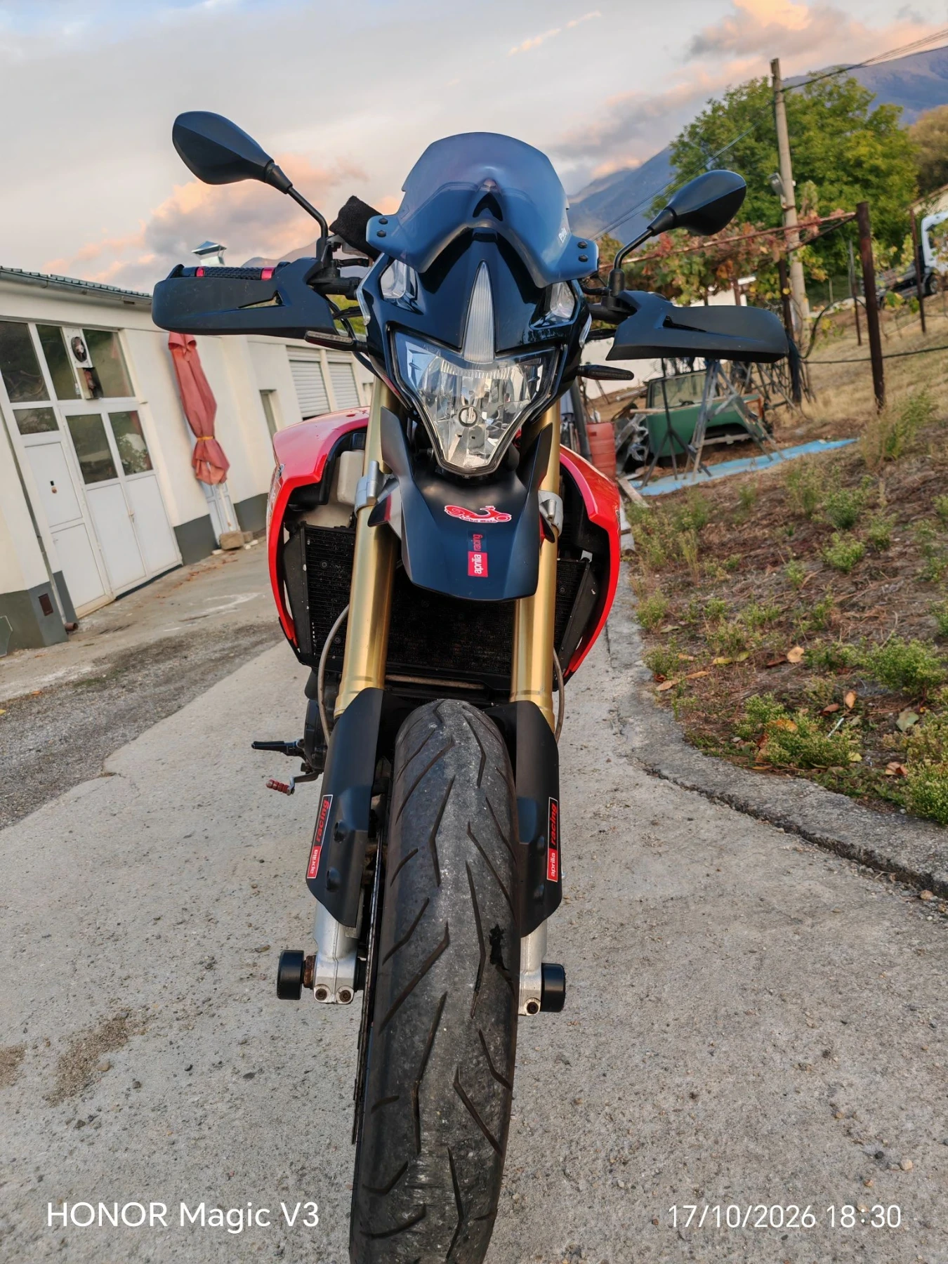 Aprilia Dorsoduro 1200, снимка 2 - Мотоциклети и мототехника - 56561784