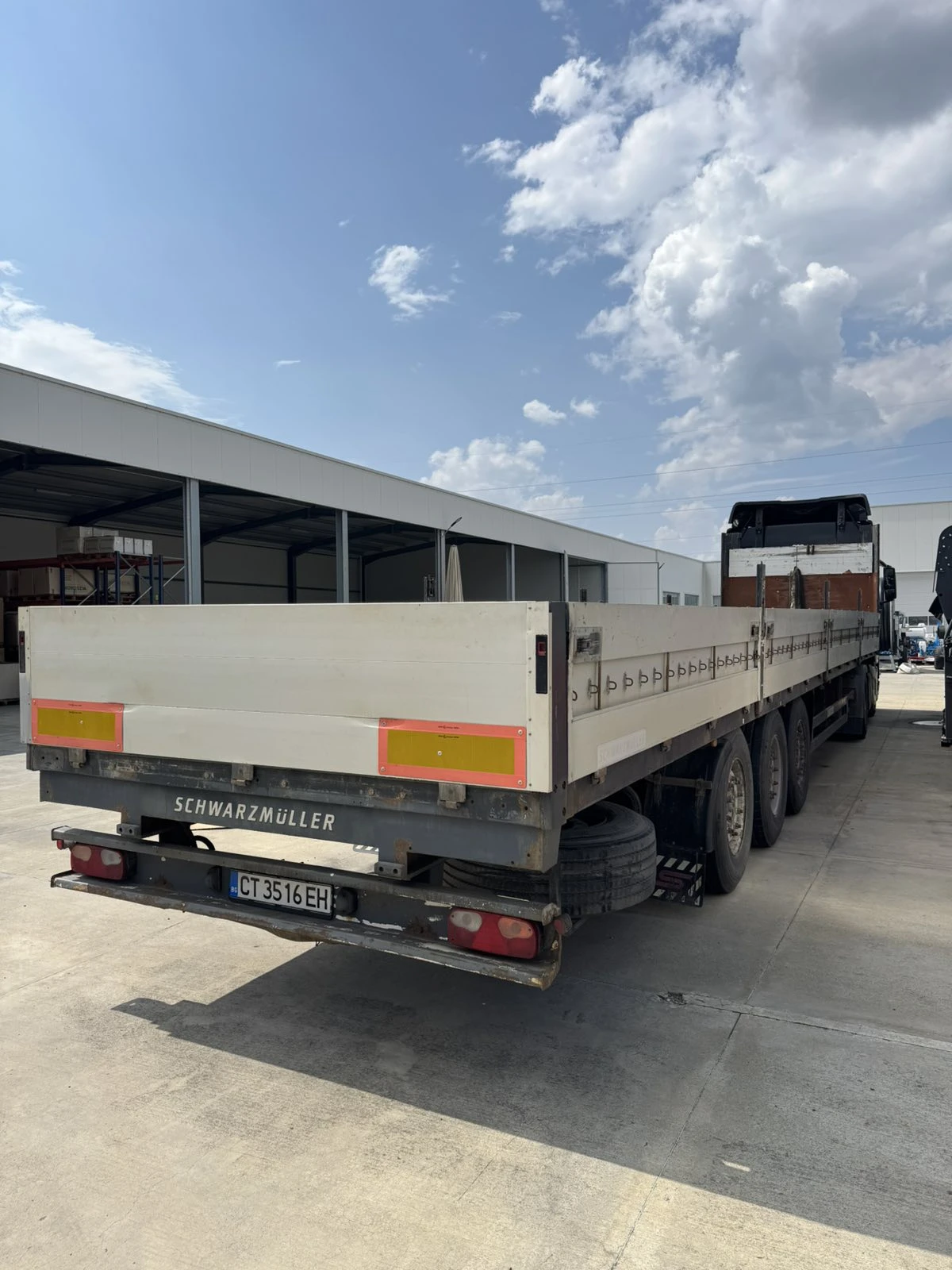 Полуремарке Schwarzmuller, снимка 2 - Ремаркета - 55146524