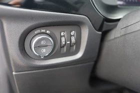 Opel Corsa F 1, 2 бензин, снимка 11