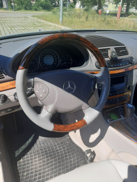 Mercedes-Benz E 270, снимка 11