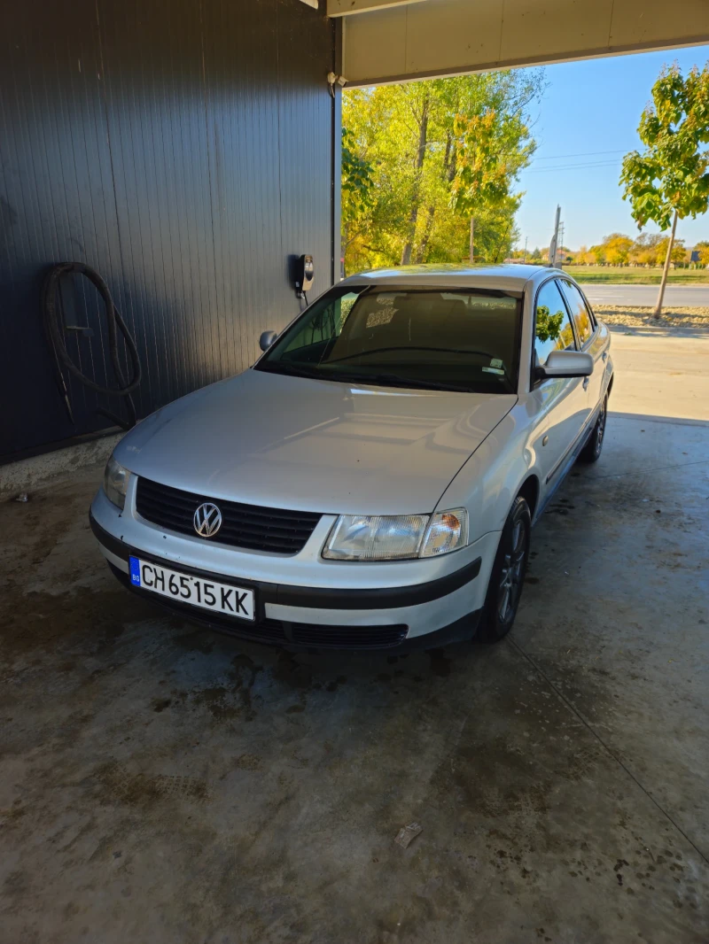 VW Passat 1.9 TDI, снимка 1 - Автомобили и джипове - 47788314