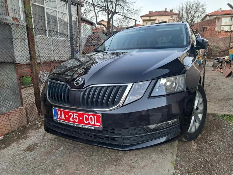 Skoda Octavia 1.6, снимка 1 - Автомобили и джипове - 49472544