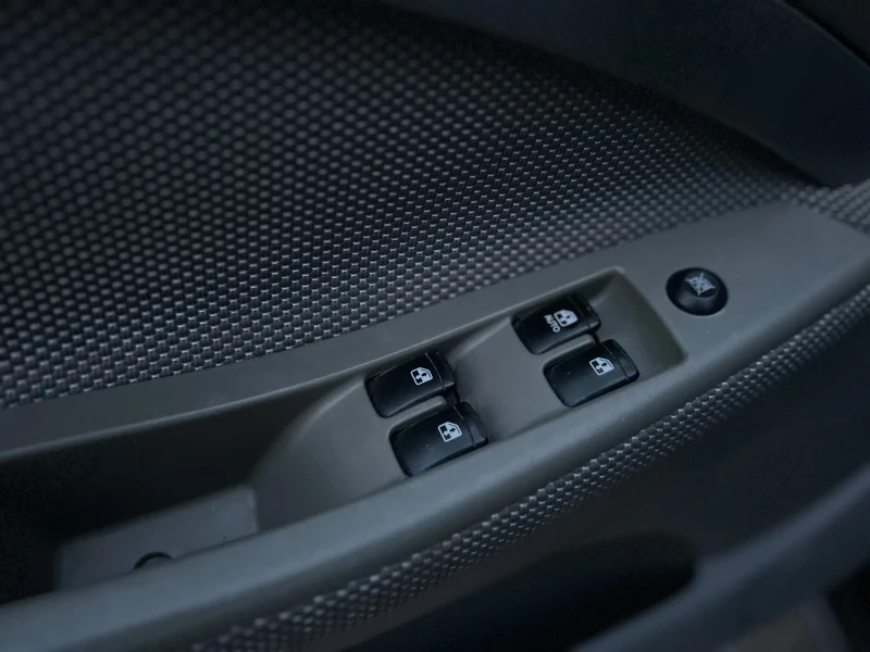 Chevrolet Lacetti 1.8 , снимка 13 - Автомобили и джипове - 52308774