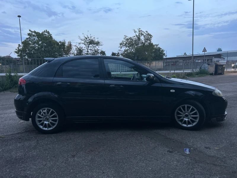 Chevrolet Lacetti 1.8 , снимка 3 - Автомобили и джипове - 52308774