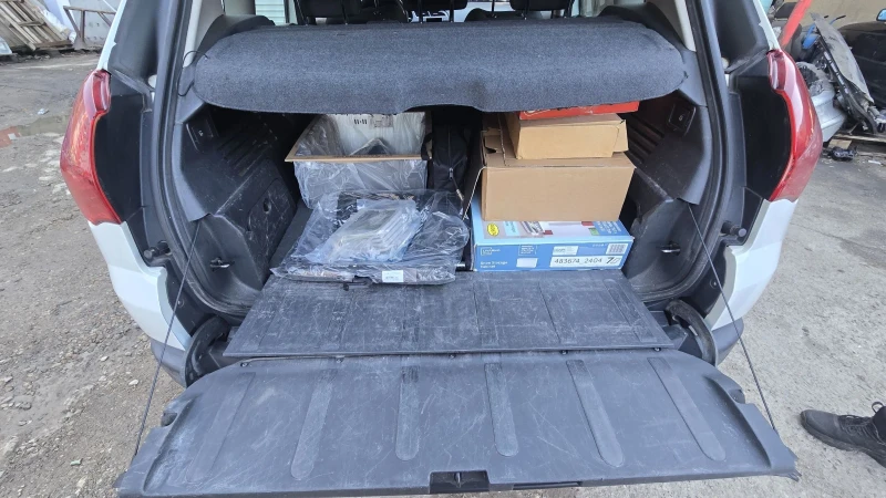 Peugeot 3008 2.0 hdi navi dvd pilot 2010, снимка 15 - Автомобили и джипове - 52414318