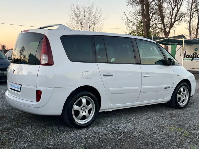 Renault Espace IV 7Места Keyless go, снимка 4 - Автомобили и джипове - 52415384