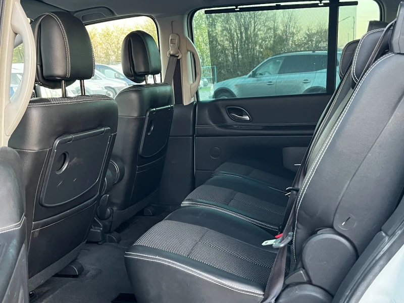 Renault Espace IV 7Места Keyless go, снимка 12 - Автомобили и джипове - 52415384