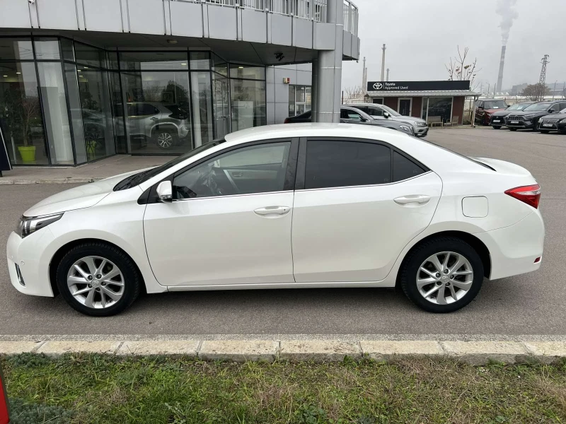 Toyota Corolla 1.6 CVT SOL, снимка 7 - Автомобили и джипове - 52640688