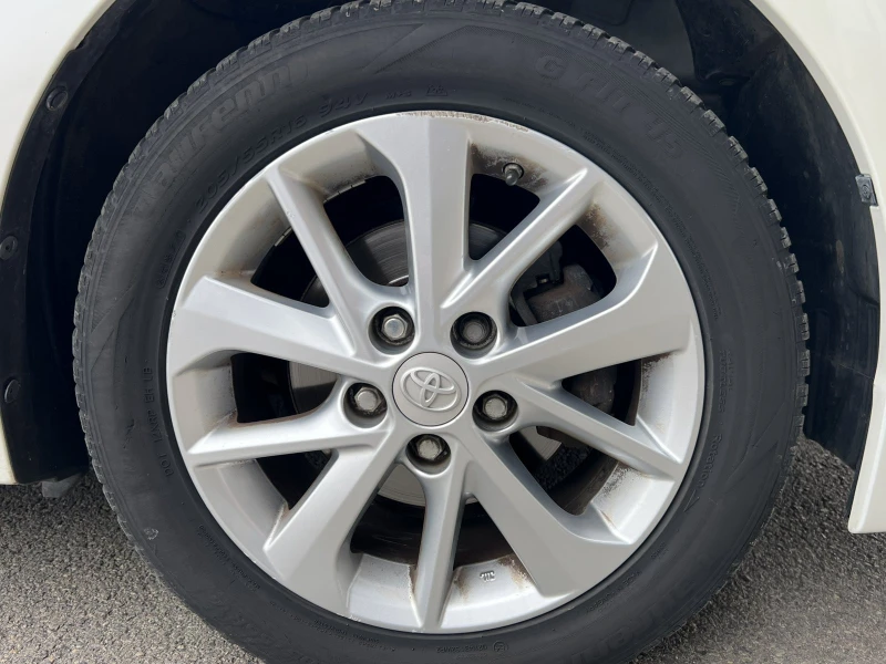 Toyota Corolla 1.6 CVT SOL, снимка 14 - Автомобили и джипове - 52640688