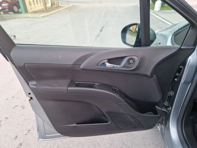 Opel Meriva 1.4/ 120 к.с., снимка 9 - Автомобили и джипове - 52698376