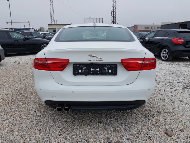 Jaguar XE R-SPORT 2.0D-180 к.с. EURO 6B 158 372 км, снимка 6 - Автомобили и джипове - 52882358
