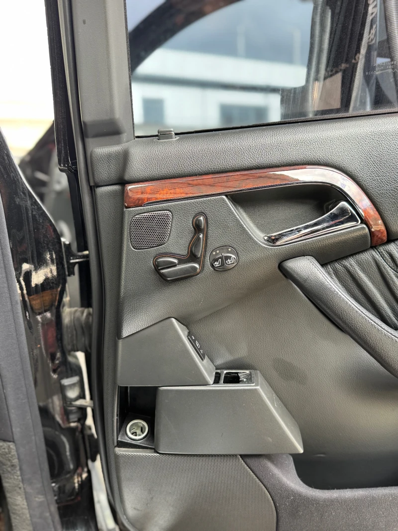 Mercedes-Benz S 320, снимка 14 - Автомобили и джипове - 53260439