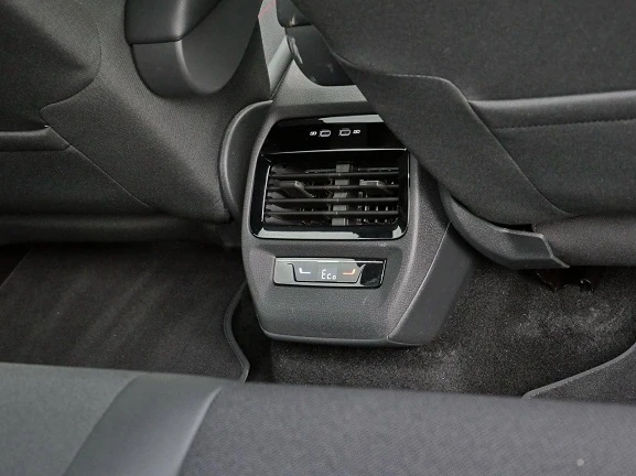 VW ID.4 77 kWh = GTX = e-Sound  | Mobile.bg   12