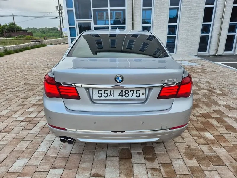 BMW 730 xDrive, снимка 2 - Автомобили и джипове - 55349252
