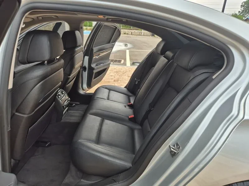 BMW 730 xDrive, снимка 15 - Автомобили и джипове - 55349252