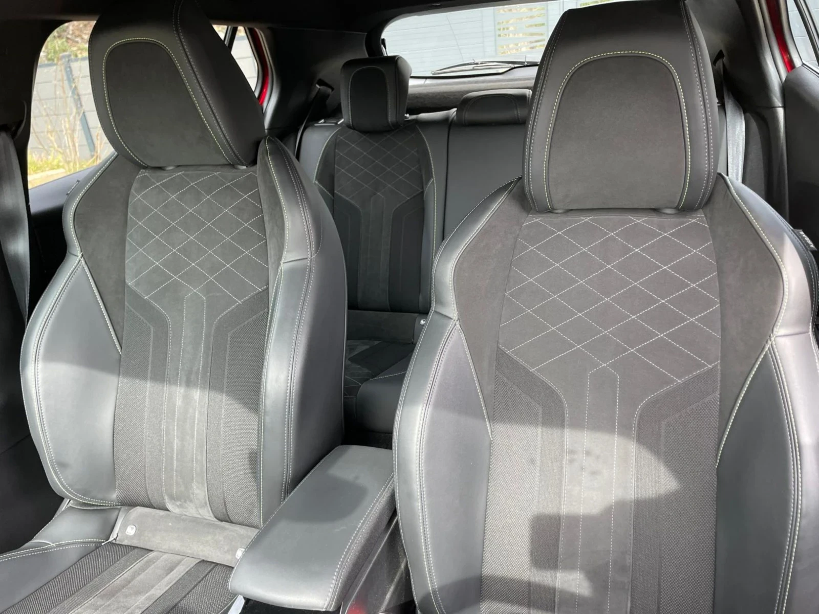 Peugeot 2008 1. 5GT BlueHDi 131 S&S EAT8 - изображение 7