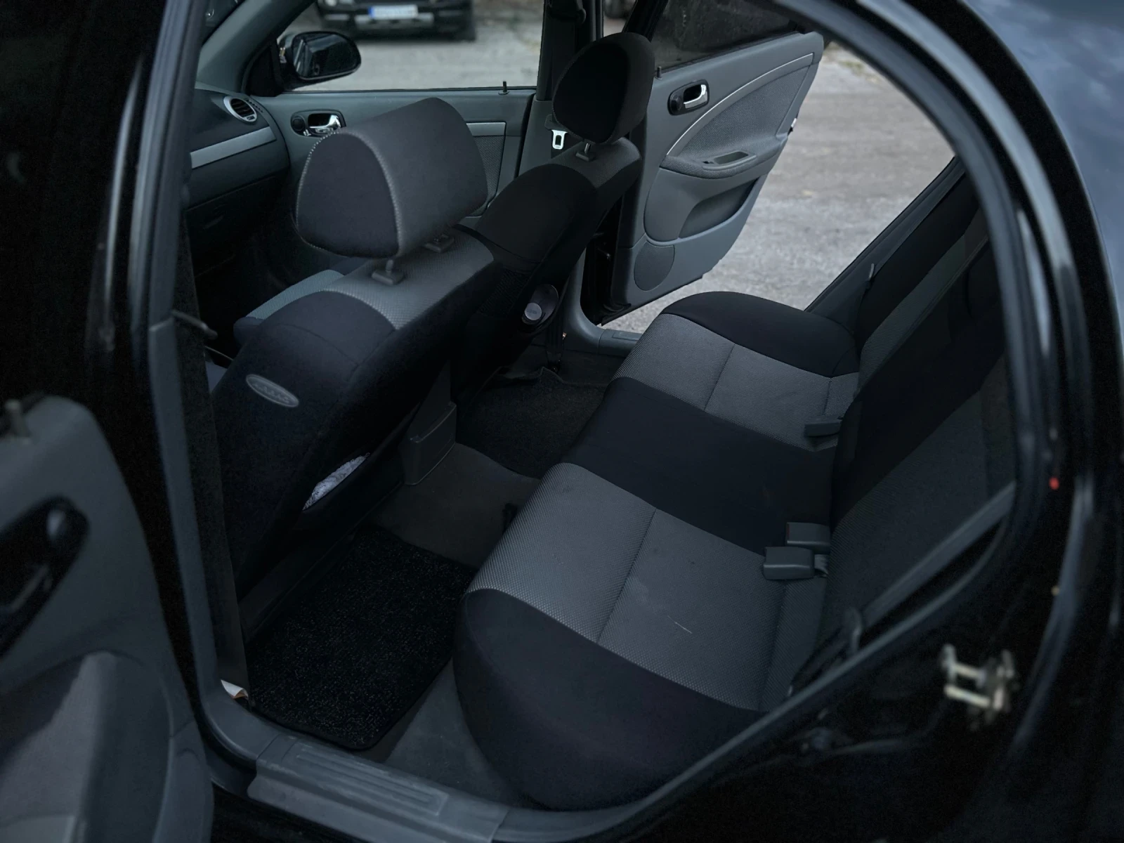 Chevrolet Lacetti 1.8  - изображение 8