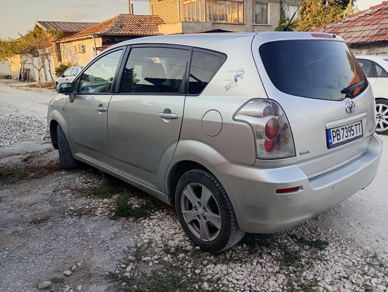 Toyota Corolla verso  - изображение 3