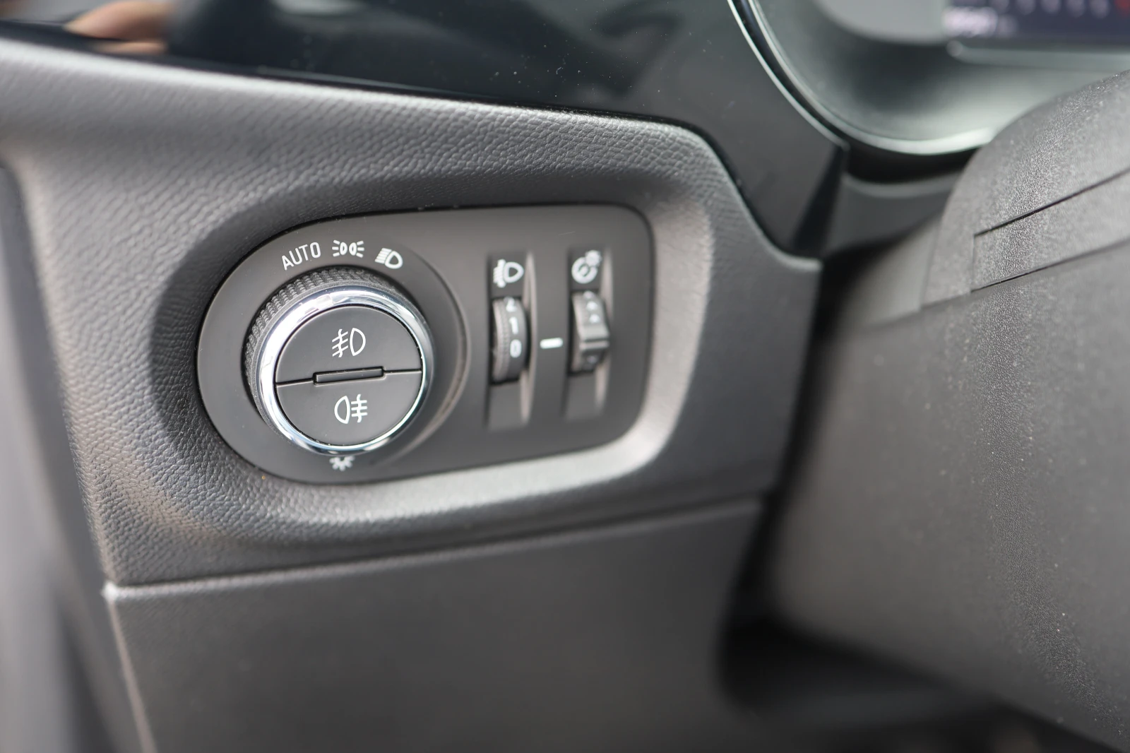 Opel Corsa F 1, 2 ������ | Mobile.bg � ����������� 11