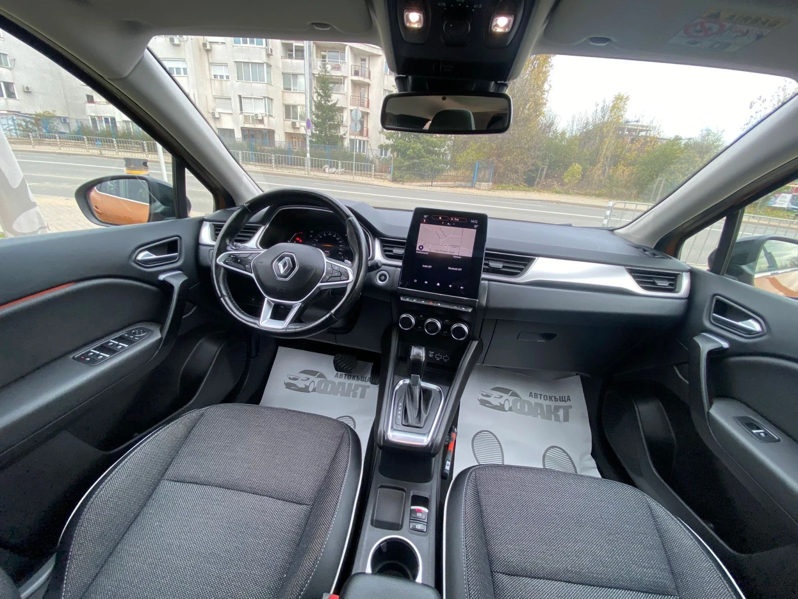 Renault Captur 1.4HYBRID/AVTOMAT/NAVI - изображение 10