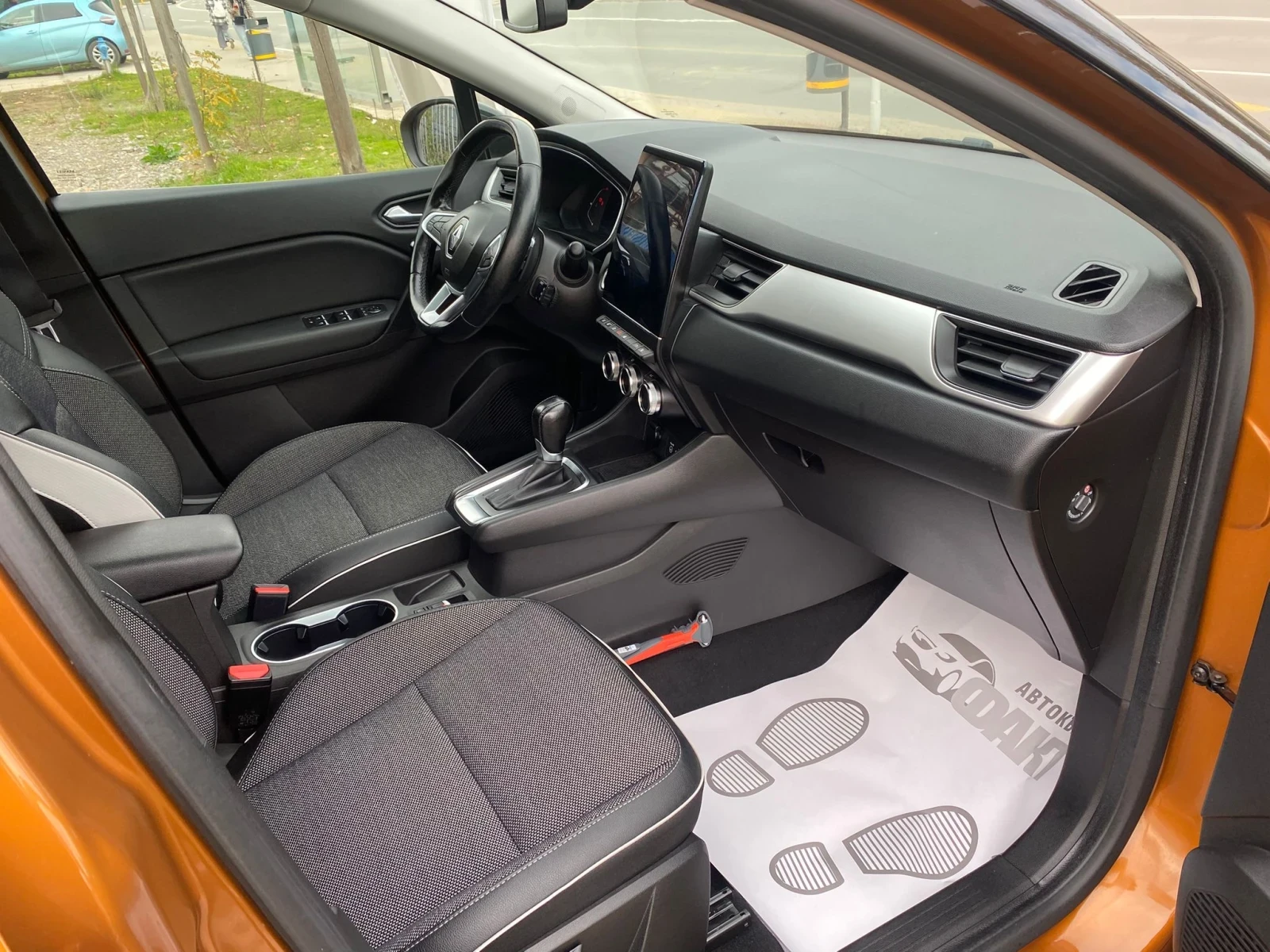 Renault Captur 1.4HYBRID/AVTOMAT/NAVI | Mobile.bg   12