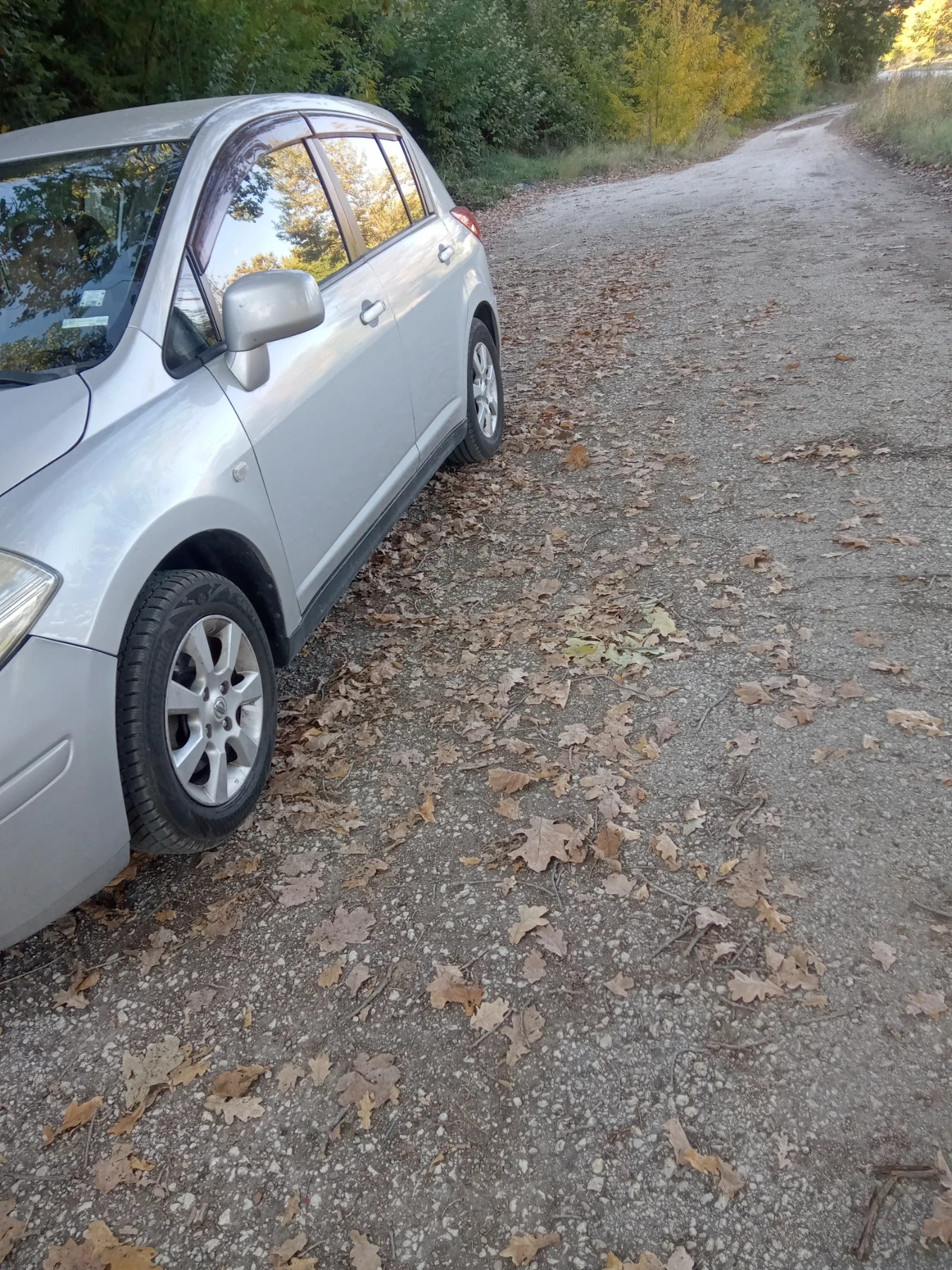 Nissan Tiida 1.6 бензин - изображение 4