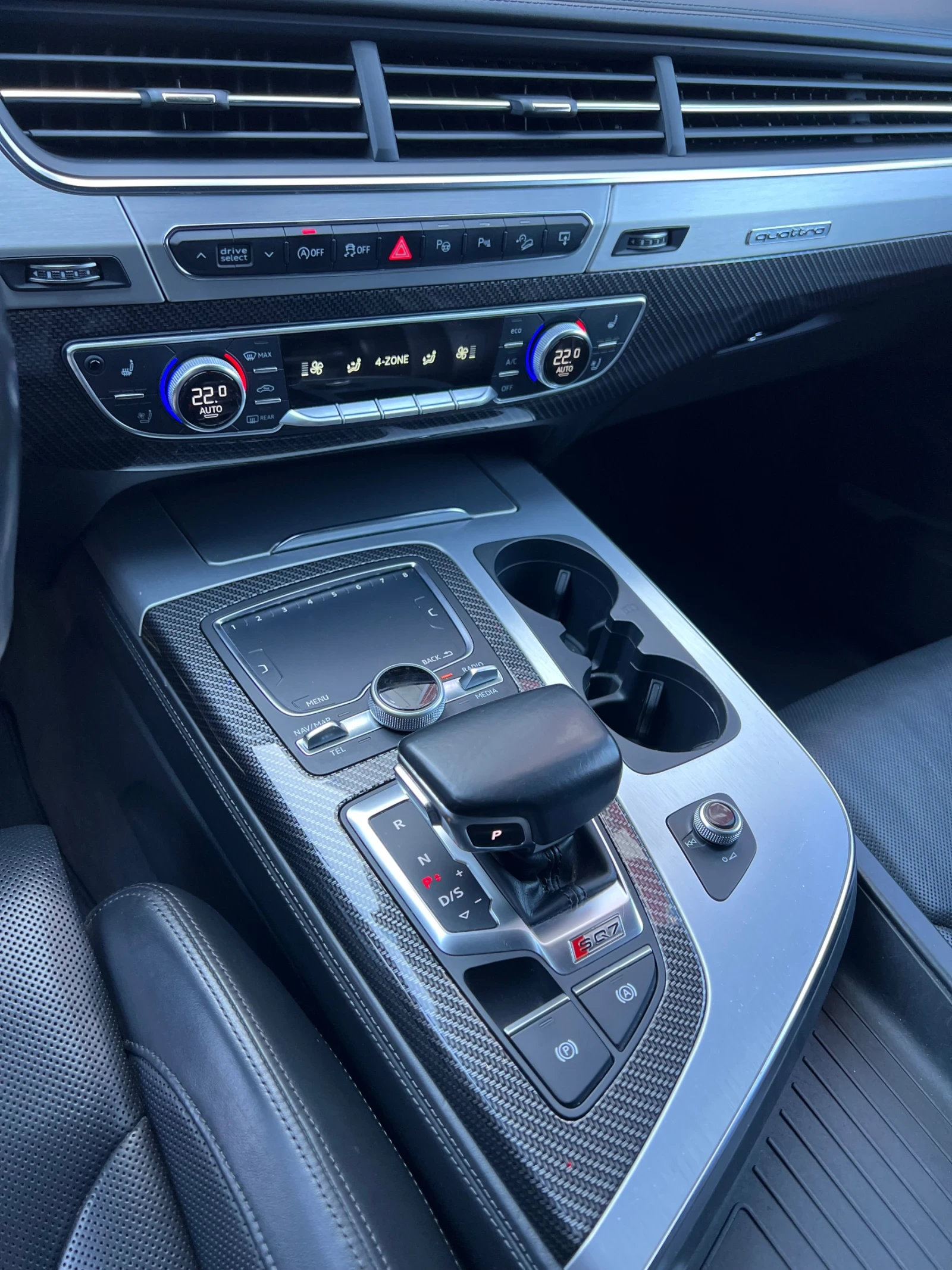 Audi SQ7 EXCLUSIVE/BOSE/CARBON/MATRIX/7M/MASSAGE/������/��� | Mobile.bg � ����������� 10