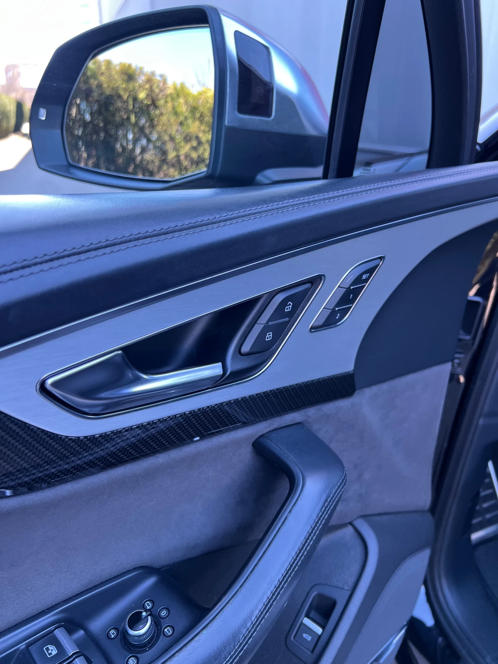 Audi SQ7 EXCLUSIVE/BOSE/CARBON/MATRIX/7M/MASSAGE/������/��� | Mobile.bg � ����������� 12