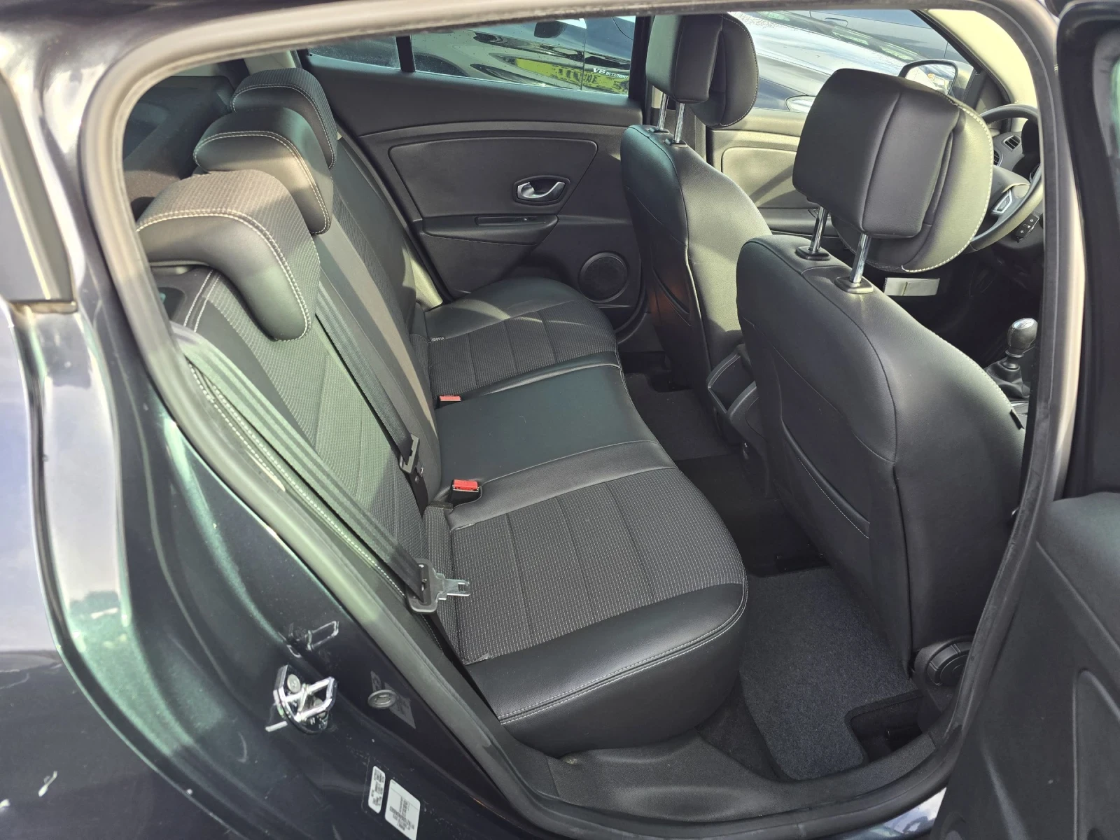 Renault Megane GT LINE | Mobile.bg � ����������� 11