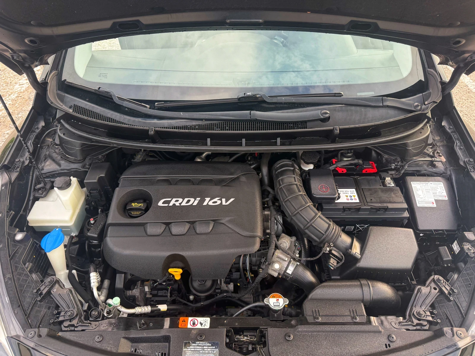 Hyundai I30 1.4 CRDi * ТОП СЪСТОЯНИЕ!* КАТО НОВА!* , снимка 14 - Автомобили и джипове - 54175317