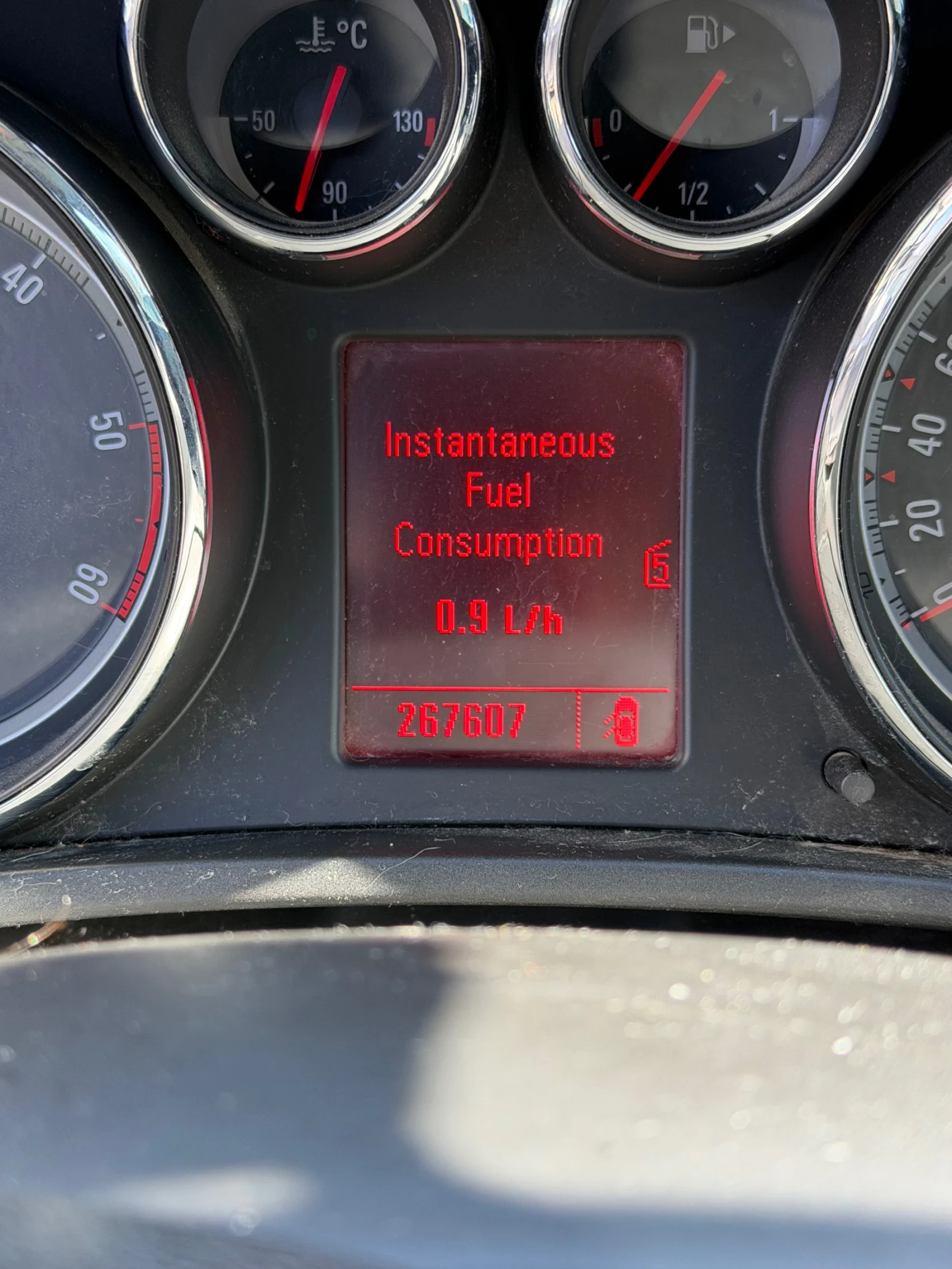 Opel Insignia Sports tourer , снимка 7 - Автомобили и джипове - 53847031